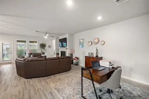 305 Royal Lily Trail Montgomery TX 77316
