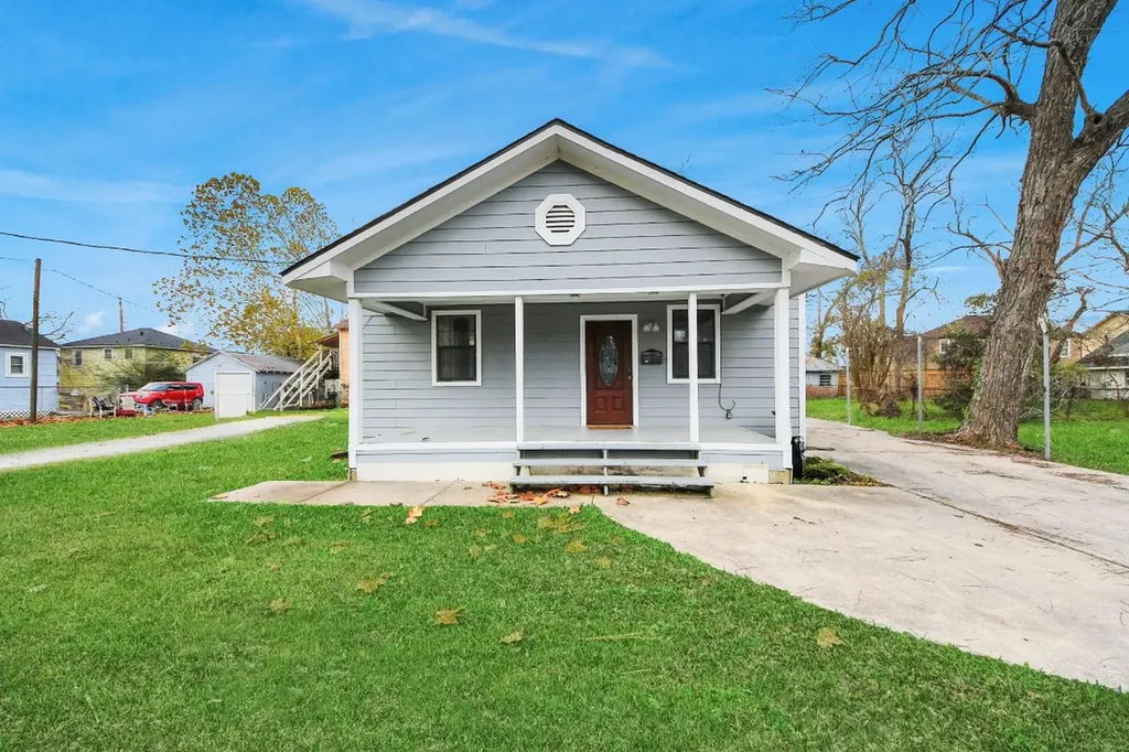 15 High Street Baytown TX 77520
