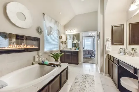 2111 Scissor Tail Road Pearland TX 77581