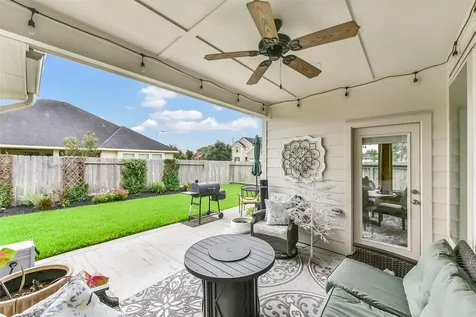 2111 Scissor Tail Road Pearland TX 77581