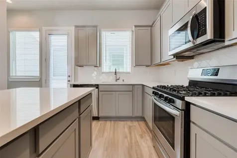 7705 Rainbow Close Lane Houston TX 77055