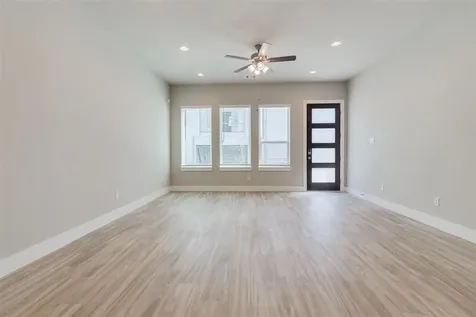7705 Rainbow Close Lane Houston TX 77055