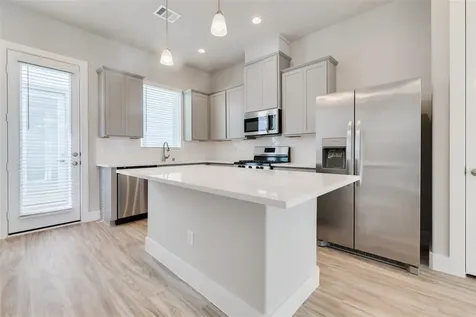 7705 Rainbow Close Lane Houston TX 77055