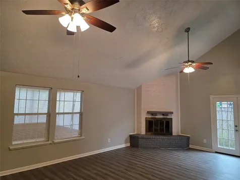 507 Leicester Lane Houston TX 77034