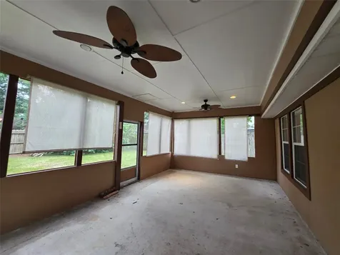 507 Leicester Lane Houston TX 77034