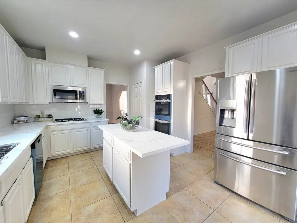 12014 Natural Bridges Lane Sugar Land TX 77498