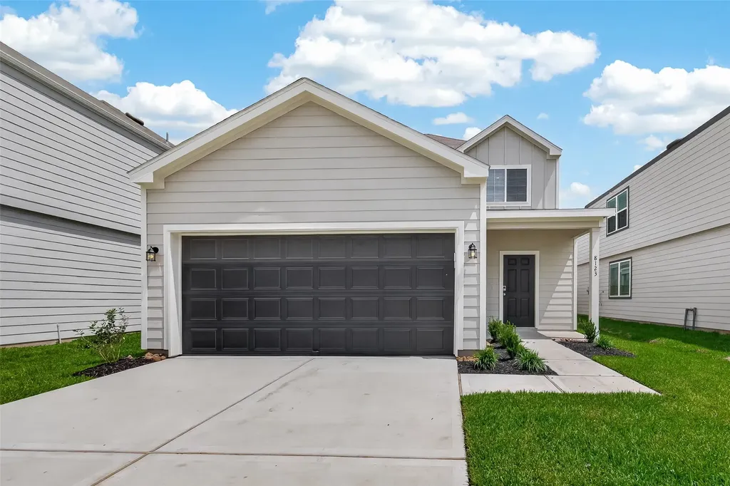 8123 Burnt Orchid Drive Houston TX 77016