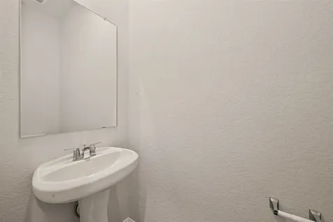 8123 Burnt Orchid Drive Houston TX 77016