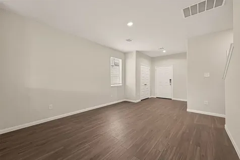 8123 Burnt Orchid Drive Houston TX 77016