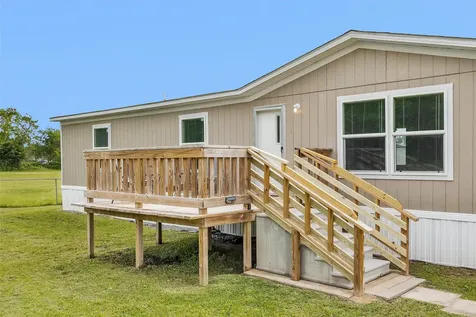 21 Hopewell Road Huntsville TX 77320
