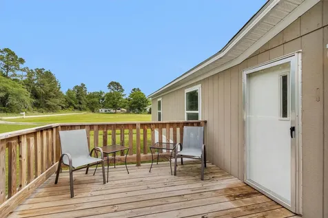 21 Hopewell Road Huntsville TX 77320