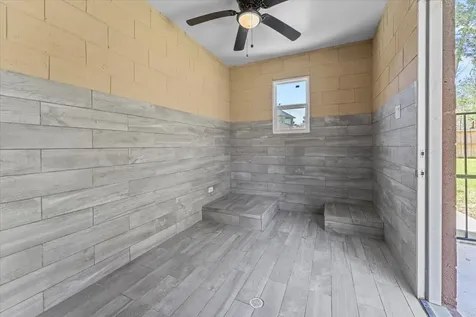 1005 Prescott Drive Conroe TX 77301