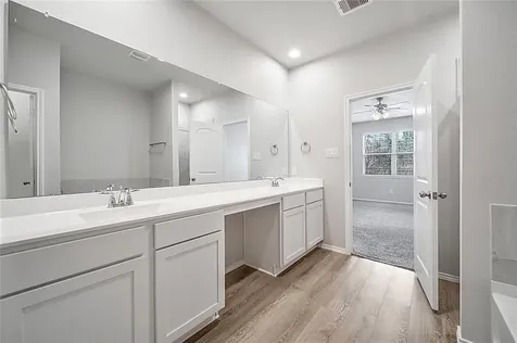 9295 Inland Leather Lane Conroe TX 77385