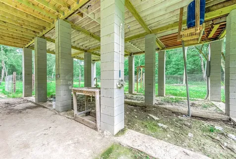 51 N Winter Creek Cleveland TX 77328