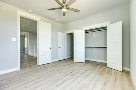 18821 Warrior Road Galveston TX 77554