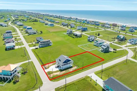 18821 Warrior Road Galveston TX 77554