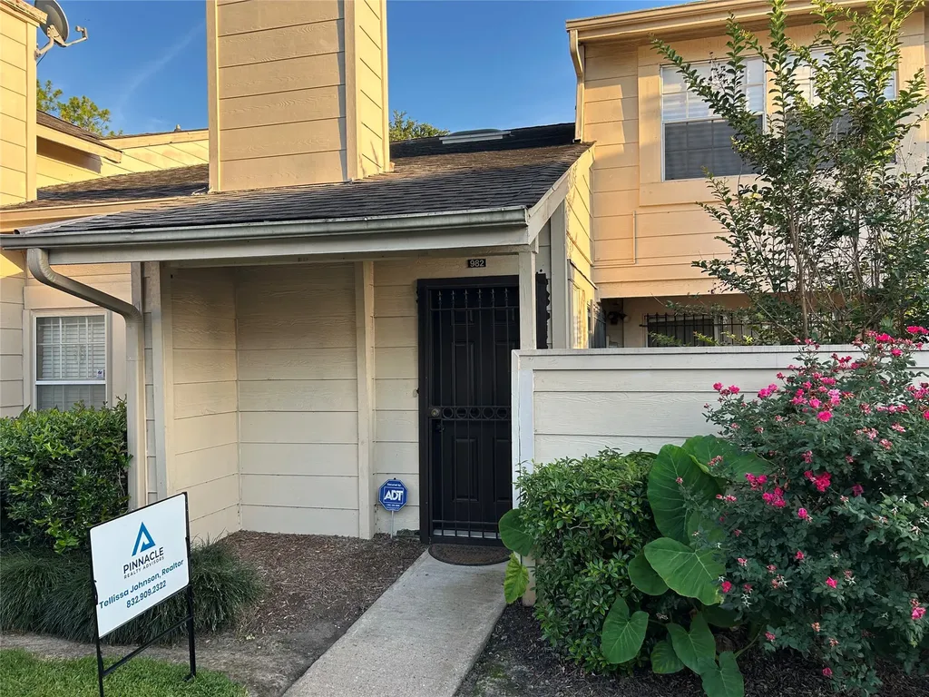 13046 Leader Street 982 Houston TX 77072