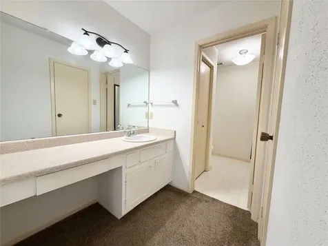 14555 Wunderlich Drive 2602 Houston TX 77069