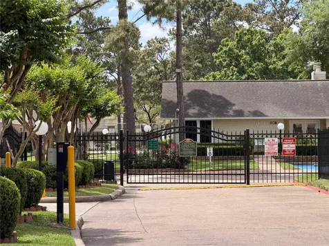 14555 Wunderlich Drive 2602 Houston TX 77069