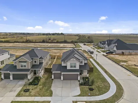 300 Goldeneye Duck Drive Waller TX 77484