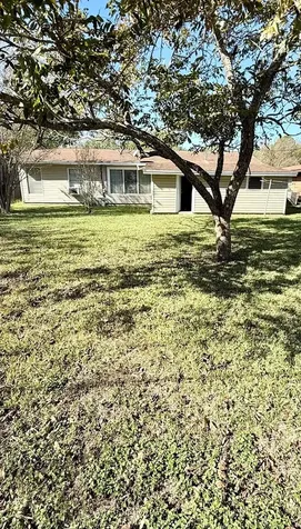 216 Burnet Street Port Lavaca TX 77979