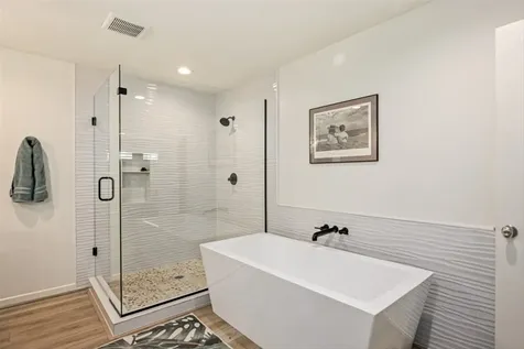 4006 Elissa Court Galveston TX 77554