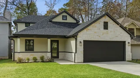 3515 Country Club Boulevard Montgomery TX 77356