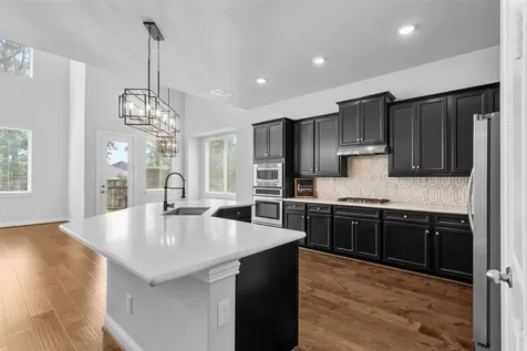 148 Gray Pine Grove Way Conroe TX 77318