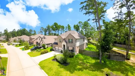 148 Gray Pine Grove Way Conroe TX 77318