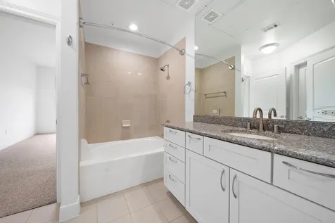 3333 Allen Parkway 801 Houston TX 77019