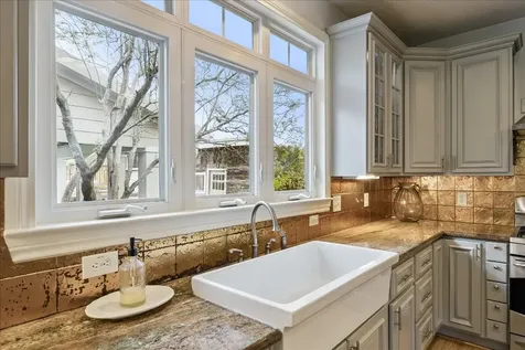 301 Westfield Lane Friendswood TX 77546