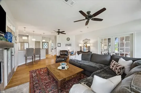 301 Westfield Lane Friendswood TX 77546