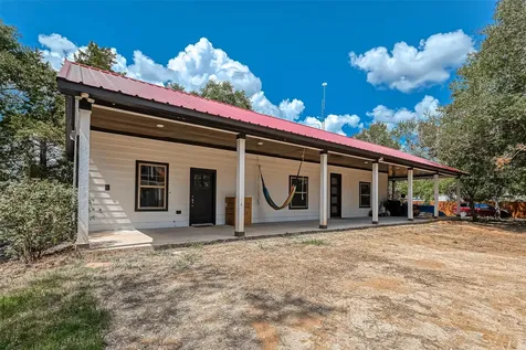 6121 County Road 225 Hungerford TX 77448