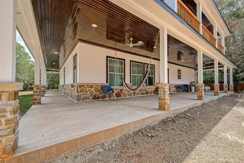 6121 County Road 225 Hungerford TX 77448