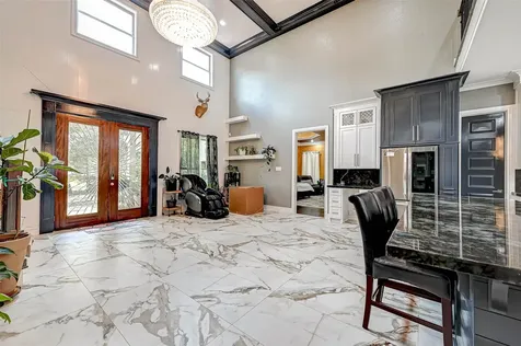 6121 County Road 225 Hungerford TX 77448