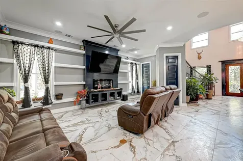 6121 County Road 225 Hungerford TX 77448