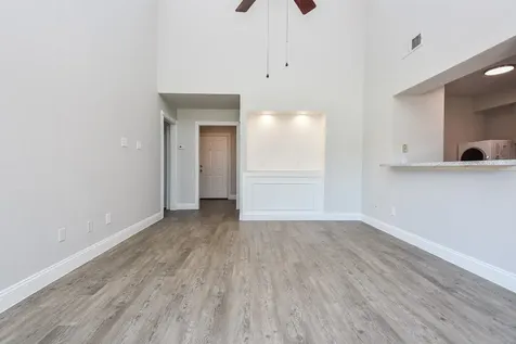 13151 Walden Road 206 Montgomery TX 77356