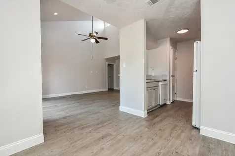 13151 Walden Road 206 Montgomery TX 77356