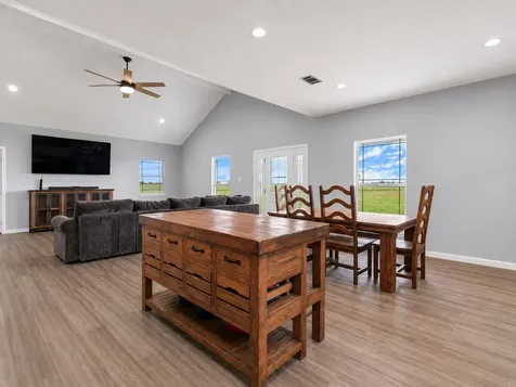11301 S Fm 441 Road Louise TX 77455