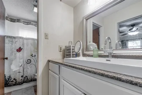 1613 Tulsa Street Deer Park TX 77536