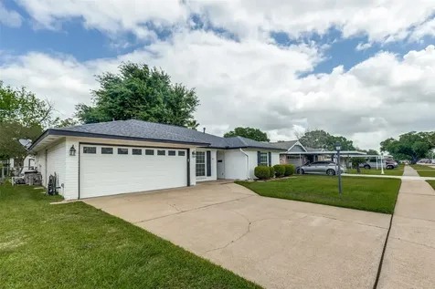 1613 Tulsa Street Deer Park TX 77536