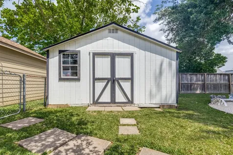 1613 Tulsa Street Deer Park TX 77536