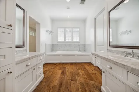 1238 W 22nd Street Houston TX 77008