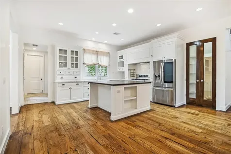 1238 W 22nd Street Houston TX 77008