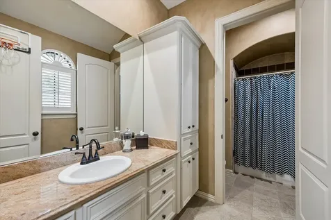 1507 Waterside Drive League City TX 77573