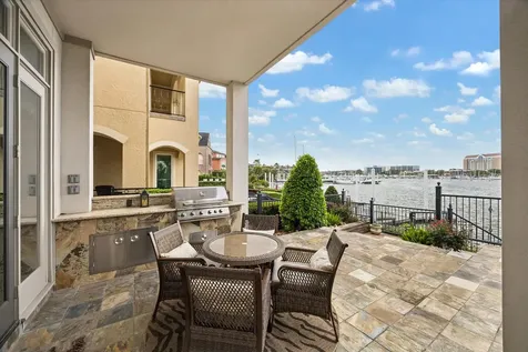 1507 Waterside Drive League City TX 77573