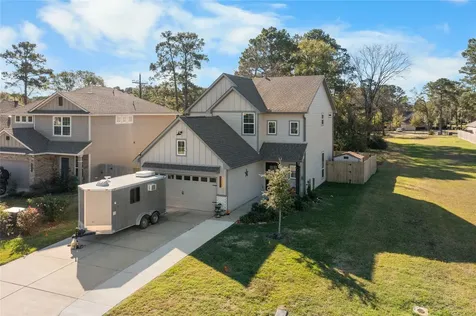 14377 S Summerchase Circle Willis TX 77318