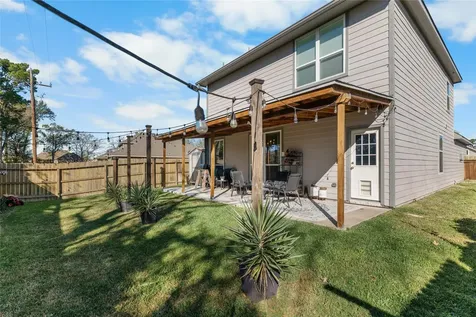 14377 S Summerchase Circle Willis TX 77318