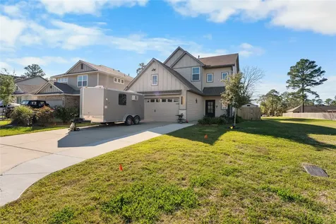 14377 S Summerchase Circle Willis TX 77318