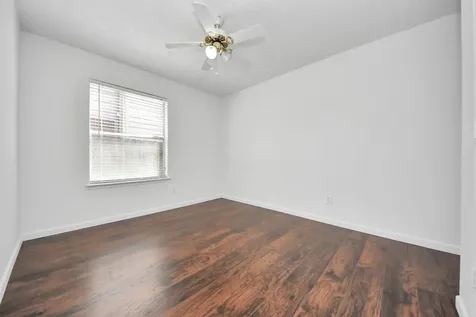 1722 Newmark Drive Houston TX 77014